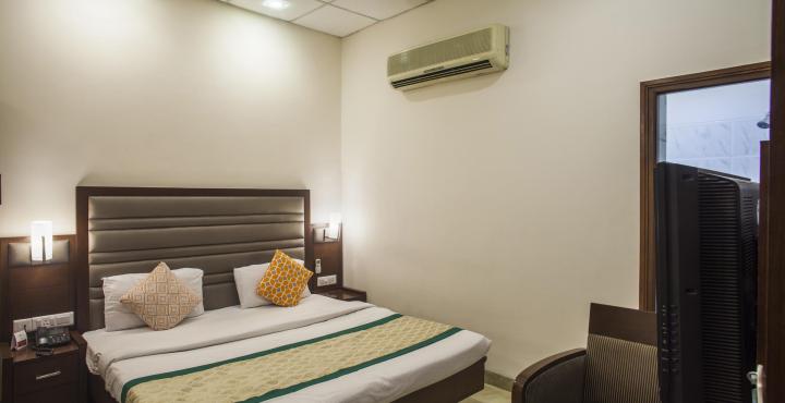 Mint Hotel